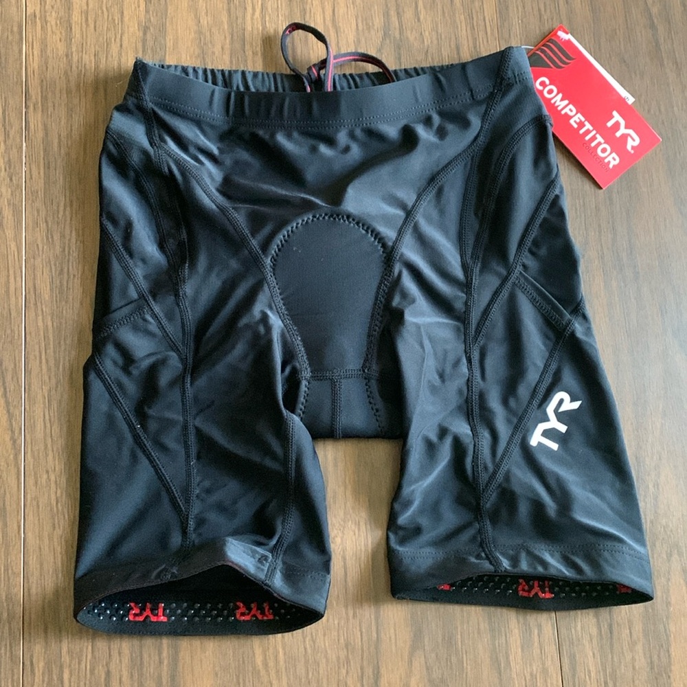 TYR Women’s Competitor 8 inch Tri Shorts Black Small